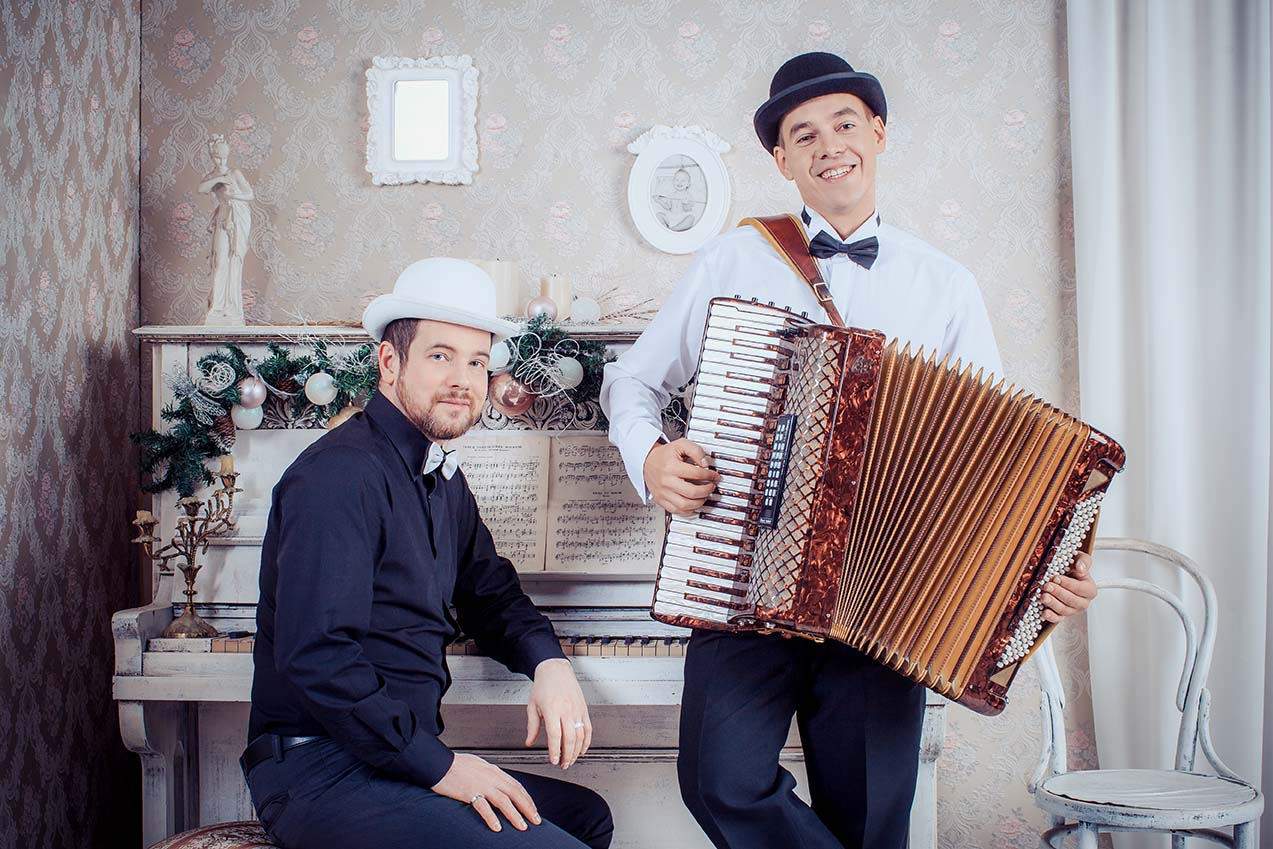 Аккордеонист Александр Беляев